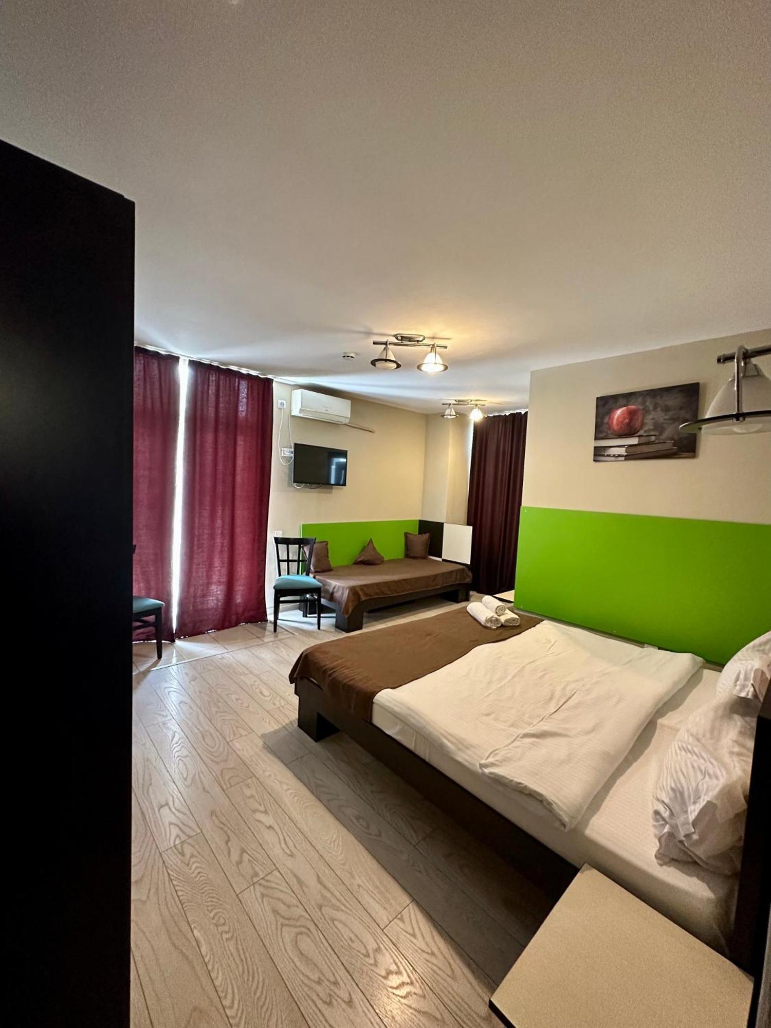 Hotel Lion's Bucarest